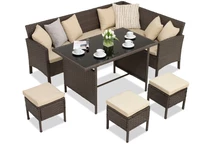 Un exclusivo conjunto de muebles de ratán marrón Siena Garden Point