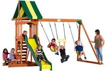 Parque infantil con columpios Sunnydale