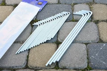 Un juego de anclajes para la tienda de almacenamiento Store Boss