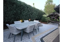 Exclusivo juego de comedor con mesa grande Cordoba para 12 personas de Garden Point bianco